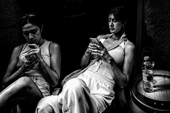 Chatting On Line