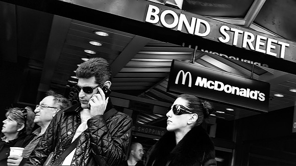 Bond Street Style ?