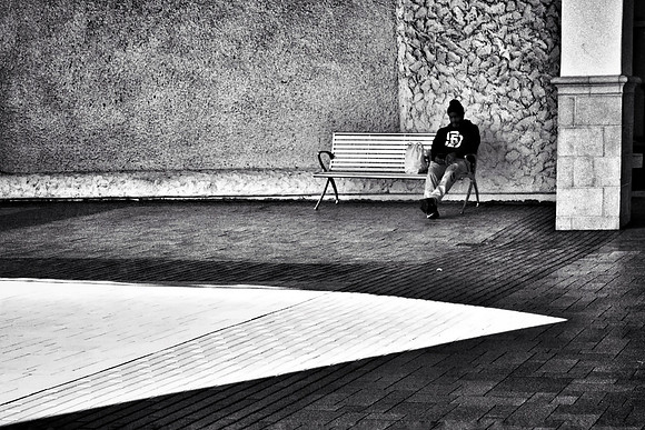 Shaddy Bench
