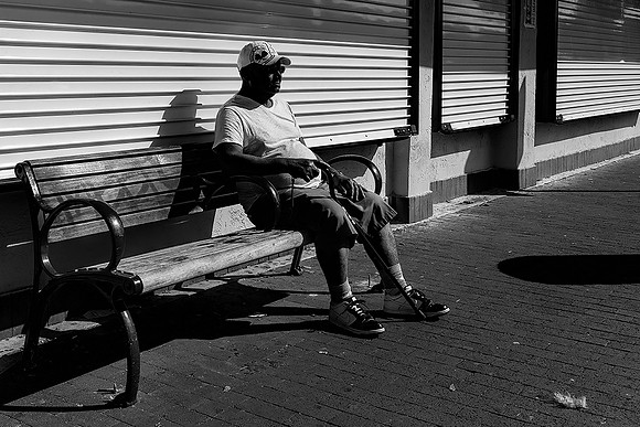 07~Bus Stop Bench