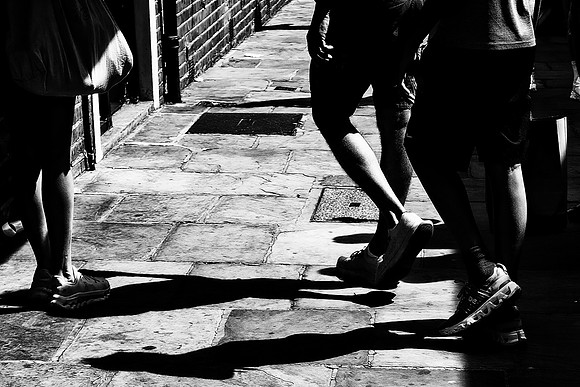 28~Sun On The Street~R0002373