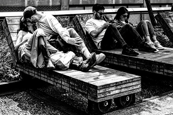 08~Please Be Seated