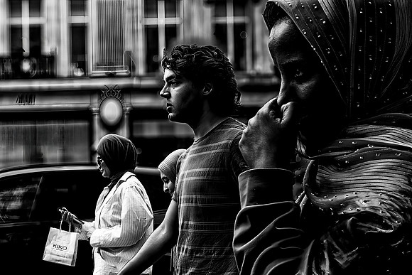 01~On Regent Street~R0002687