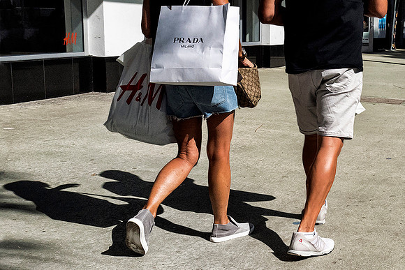 Prada AND H&M Shoppinh