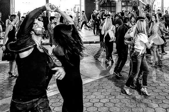 Dancing In The Street~01