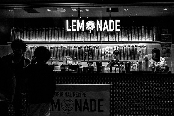 LEMoNADE