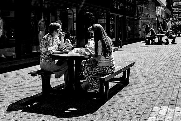 An Al Fresco Lunch